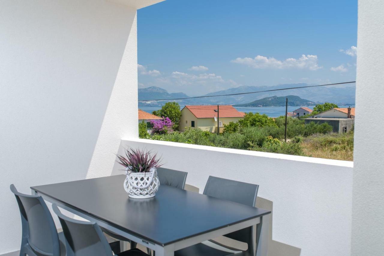 Tiamar Apartment Slatine Exterior photo